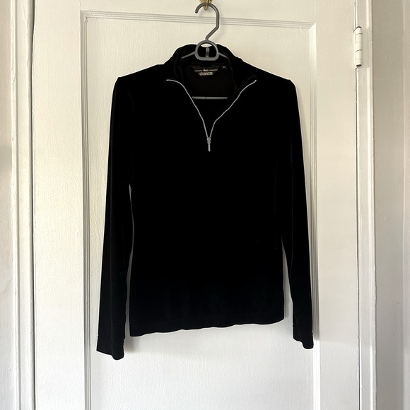 SKEA SHIMMIES Fitted Black Velvet Mock Neck Pullover 🖤 Size M - Picture 4 of 5